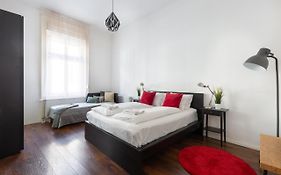 Red Dot One - New Unit In Heart Of Jewish Quarter
