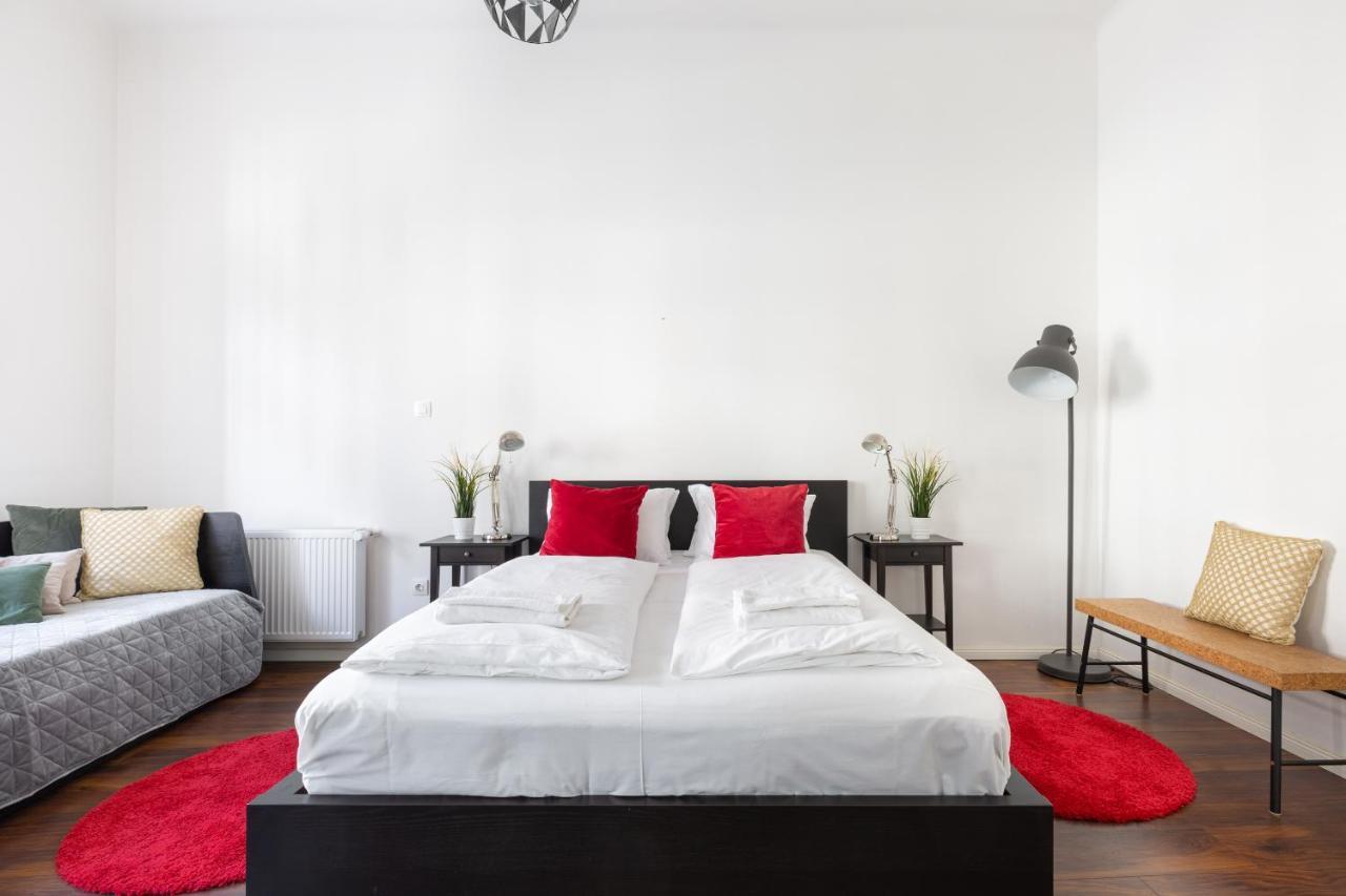 Red Dot One - New Unit In Heart Of Jewish Quarter Appartamento Budapest Esterno foto