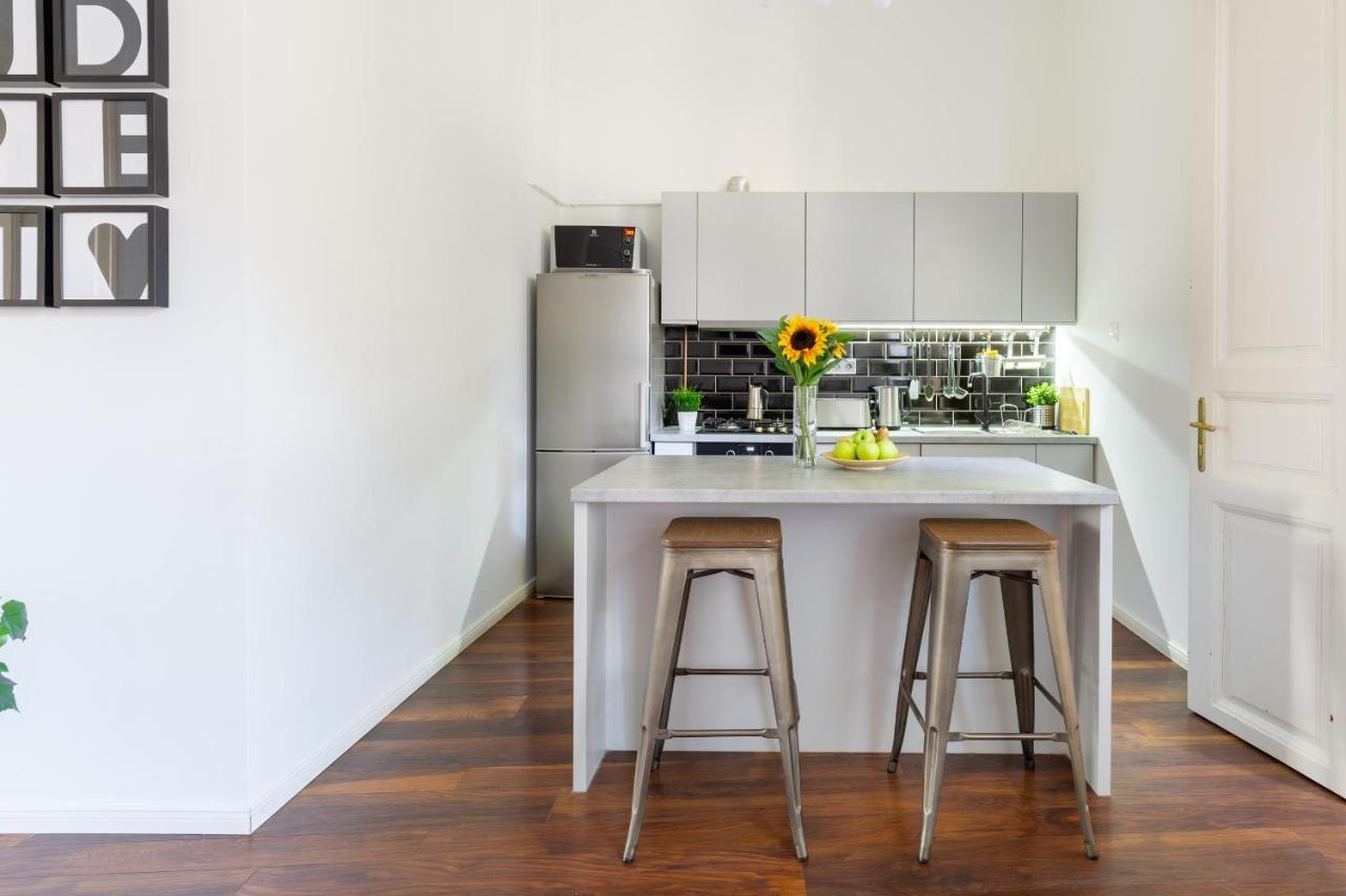 Red Dot One - New Unit In Heart Of Jewish Quarter Appartamento Budapest Esterno foto
