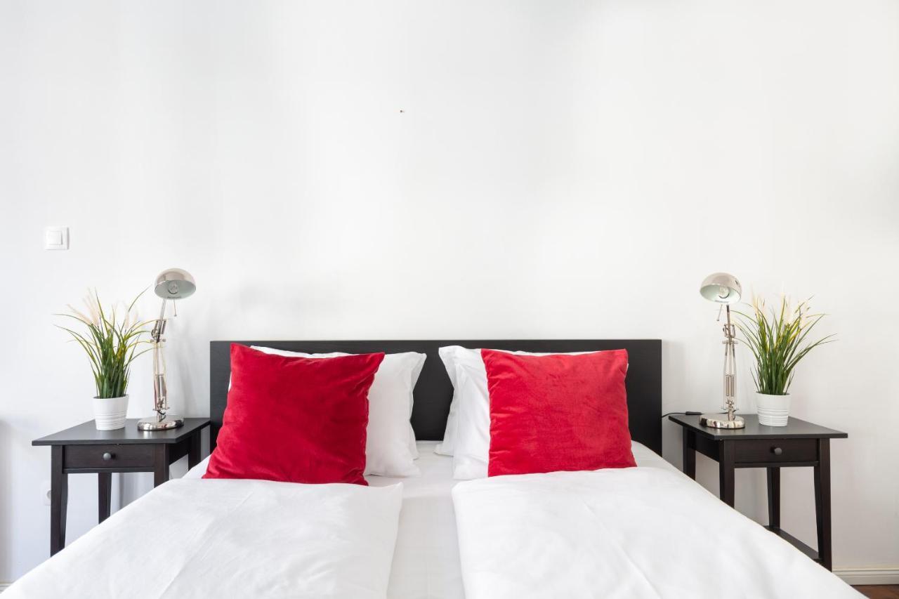 Red Dot One - New Unit In Heart Of Jewish Quarter Appartamento Budapest Esterno foto