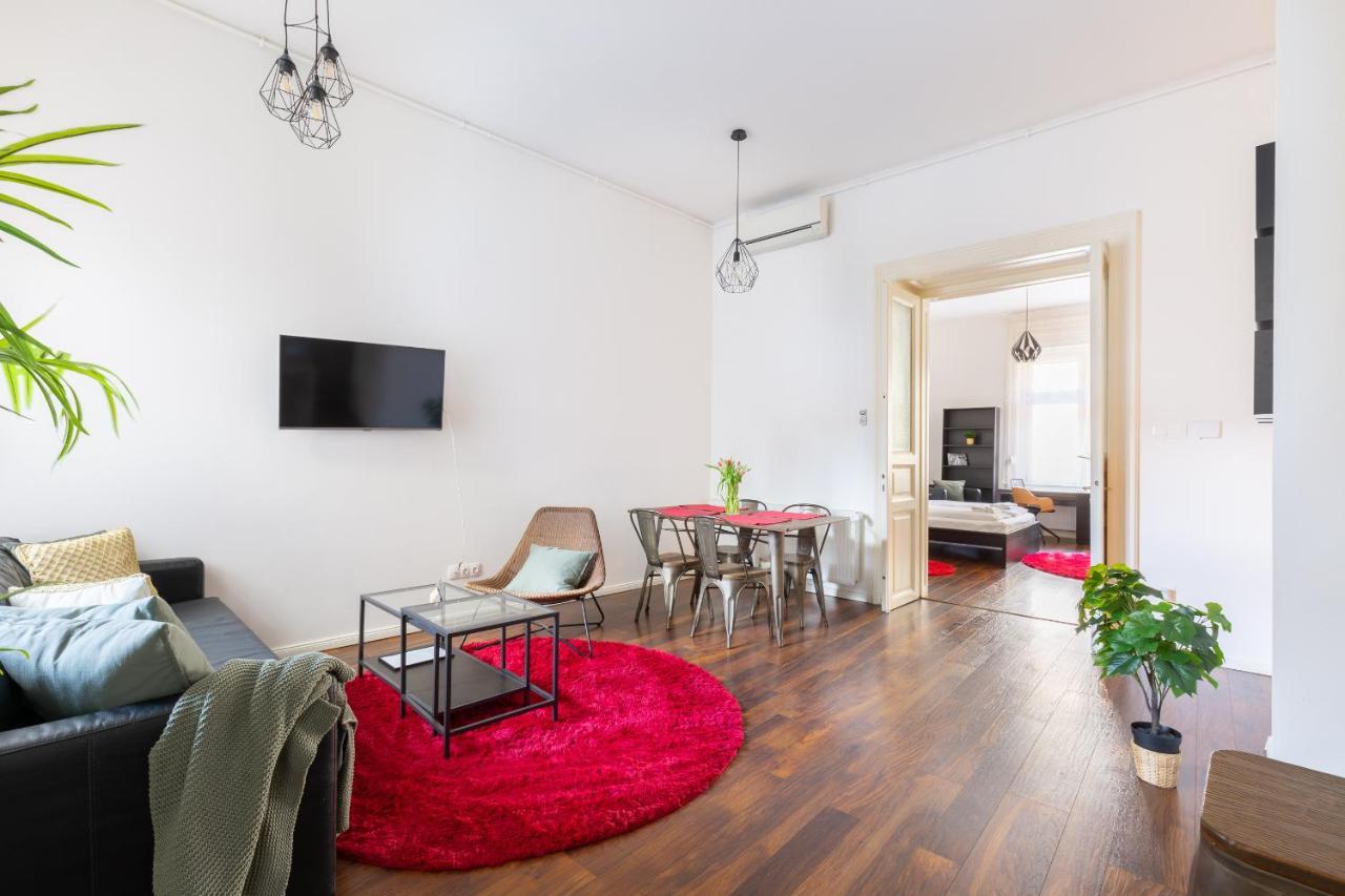 Red Dot One - New Unit In Heart Of Jewish Quarter Appartamento Budapest Esterno foto